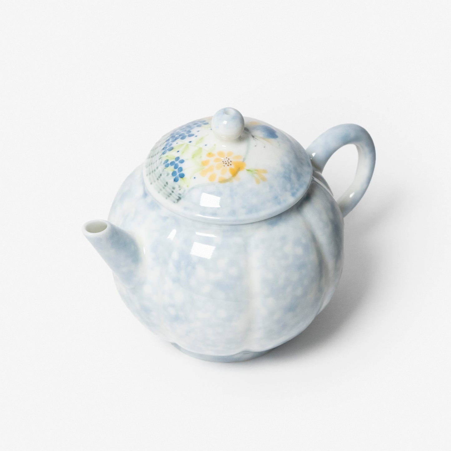 A refined Dehua porcelain teaware and tableware piece, crafted in the kilns of Fujian with a legacy dating back to ancient China; this minimalist yet culturally rich ceramic reflects the purity of Eastern craftsmanship, blending seamlessly into modern interiors inspired by Chinese tradition, ritual, and timeless design. Hog Lane, London Based Chinese homeware UK