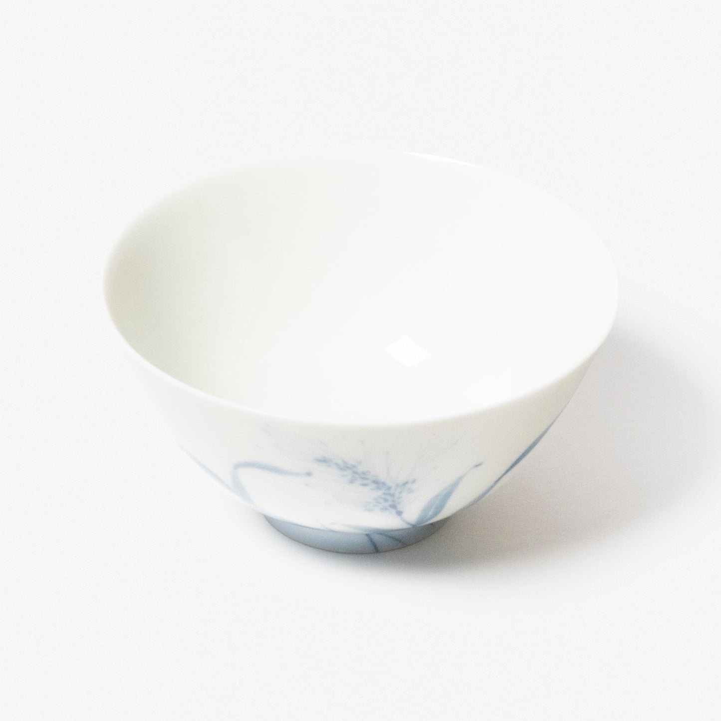 A refined Dehua porcelain teaware and tableware piece, crafted in the kilns of Fujian with a legacy dating back to ancient China; this minimalist yet culturally rich ceramic reflects the purity of Eastern craftsmanship, blending seamlessly into modern interiors inspired by Chinese tradition, ritual, and timeless design. Hog Lane, London Based Chinese homeware UK