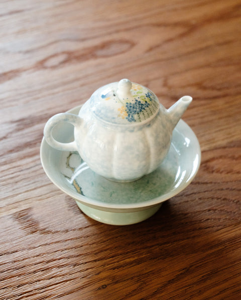 A refined Dehua porcelain teaware and tableware piece, crafted in the kilns of Fujian with a legacy dating back to ancient China; this minimalist yet culturally rich ceramic reflects the purity of Eastern craftsmanship, blending seamlessly into modern interiors inspired by Chinese tradition, ritual, and timeless design. Hog Lane, London Based Chinese homeware UK