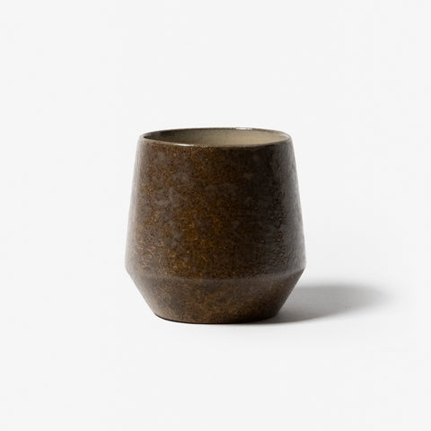 A refined Dehua porcelain teaware and tableware piece, crafted in the kilns of Fujian with a legacy dating back to ancient China; this minimalist yet culturally rich ceramic reflects the purity of Eastern craftsmanship, blending seamlessly into modern interiors inspired by Chinese tradition, ritual, and timeless design. Hog Lane, London Based Chinese homeware UK