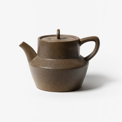 A refined Dehua porcelain teaware and tableware piece, crafted in the kilns of Fujian with a legacy dating back to ancient China; this minimalist yet culturally rich ceramic reflects the purity of Eastern craftsmanship, blending seamlessly into modern interiors inspired by Chinese tradition, ritual, and timeless design. Hog Lane, London Based Chinese homeware UK