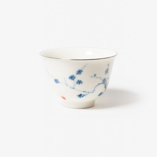 A refined Dehua porcelain teaware and tableware piece, crafted in the kilns of Fujian with a legacy dating back to ancient China; this minimalist yet culturally rich ceramic reflects the purity of Eastern craftsmanship, blending seamlessly into modern interiors inspired by Chinese tradition, ritual, and timeless design. Hog Lane, London Based Chinese homeware UK