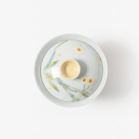 A refined Dehua porcelain teaware and tableware piece, crafted in the kilns of Fujian with a legacy dating back to ancient China; this minimalist yet culturally rich ceramic reflects the purity of Eastern craftsmanship, blending seamlessly into modern interiors inspired by Chinese tradition, ritual, and timeless design. Hog Lane, London Based Chinese homeware UK