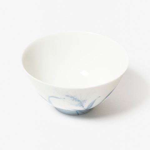 A refined Dehua porcelain teaware and tableware piece, crafted in the kilns of Fujian with a legacy dating back to ancient China; this minimalist yet culturally rich ceramic reflects the purity of Eastern craftsmanship, blending seamlessly into modern interiors inspired by Chinese tradition, ritual, and timeless design. Hog Lane, London Based Chinese homeware UK
