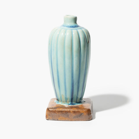 Turquoise Vase Incense Holder, Hog Lane, Chinese Ceramics. A handcrafted Shiwan ceramic piece made using traditional kiln-fired techniques from southern China, showcasing the unique glaze patterns, symbolic forms, and sculptural artistry rooted in Cantonese heritage; this oriental decorative item brings timeless Chinese craftsmanship and cultural elegance into modern interior spaces. An exquisite Shiwan ceramic collectible crafted by skilled artisans in the Guangdong region, embodying centuries of tradition