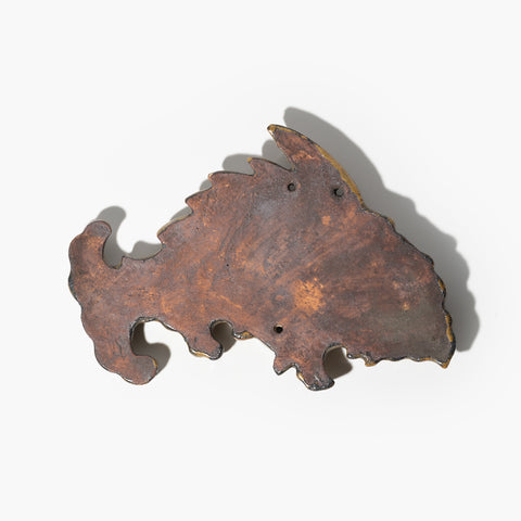 A handcrafted Shiwan ceramic piece made using traditional kiln-fired techniques from southern China, showcasing the unique glaze patterns, symbolic forms, and sculptural artistry rooted in Cantonese heritage; this oriental decorative item brings timeless Chinese craftsmanship and cultural elegance into modern interior spaces.

Collectible with traditional Chinese glaze and cultural symbolism, ideal for antique lovers and oriental art collectors.